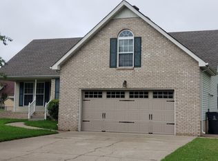 2008 Skyline Dr, Goodlettsville, TN 37072