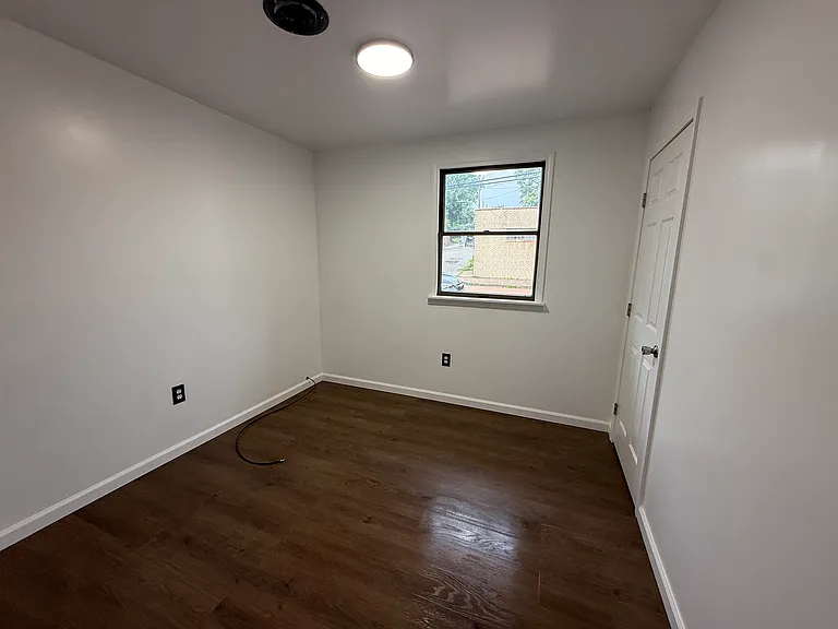 1301 Kennedy Ave #1 — Photo 10