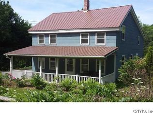 63 North St, Morrisville, NY 13408