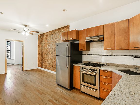 5th image of 291 5th Ave APT 3L