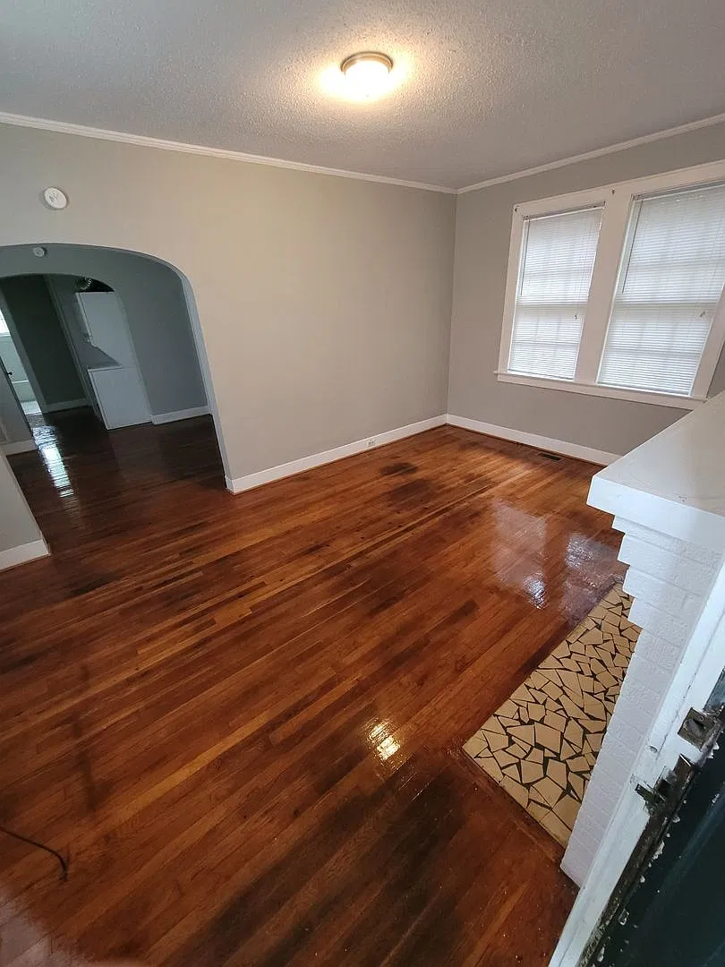 2 Bedrooms | 1 Bathroom | $1,500/Month Available Early August 2027! — Photo 1