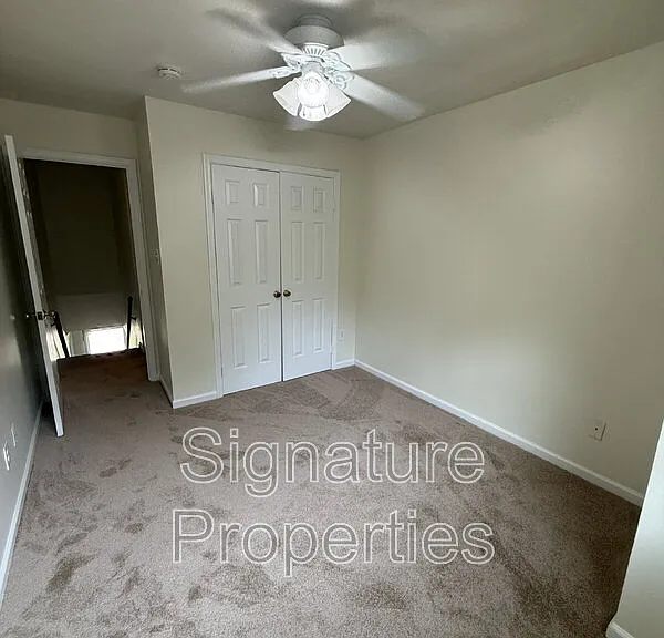 913 Ewell Rd — Photo 15