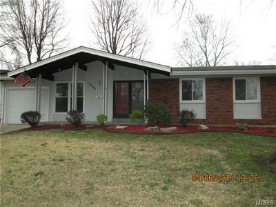 1335 Leisure Dr, Florissant, MO, 63031