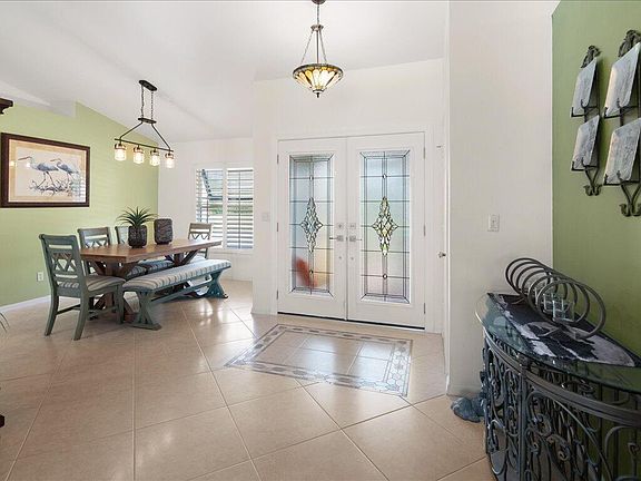 5th image of 190 Kirkwood St