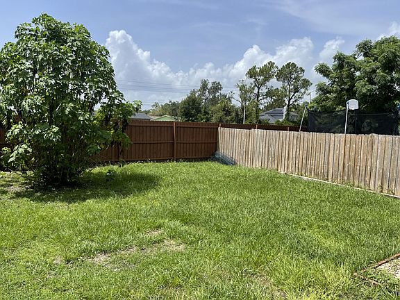 2nd image of 742 Lucaya Dr