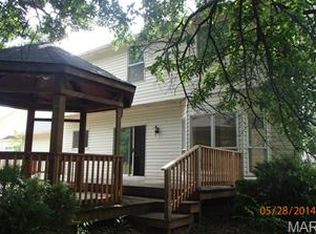 45 Walnut Place Ct, Saint Charles, MO 63304