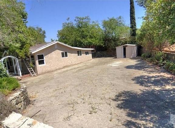 3rd image of 252 Manzanita Ln