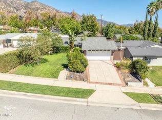 1070 Medford Rd, Pasadena, CA 91107
