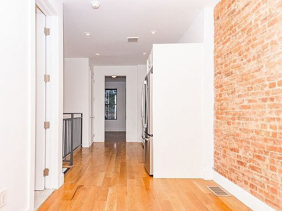 5th image of 1501 Dekalb Ave #2S