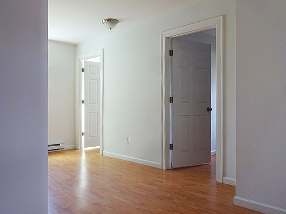 5th image of 12 Emmet St #1