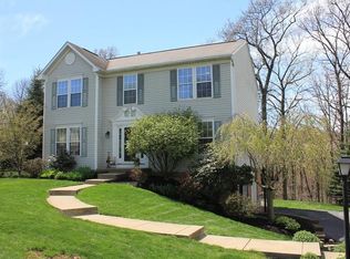 427 Sherwood Dr, Beaver, PA 15009
