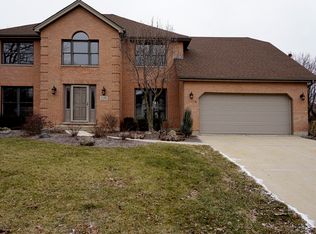 1N181 Coventry Dr, Carol Stream, IL 60188