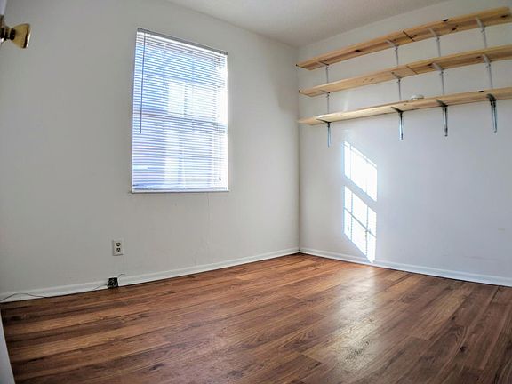 5th image of 816 N Orris Dr