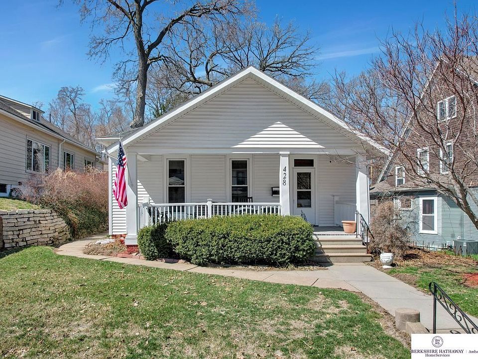 1st image of 428 Glen Ave