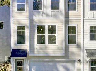 416 Caledon Ct, Johns Island, SC 29455