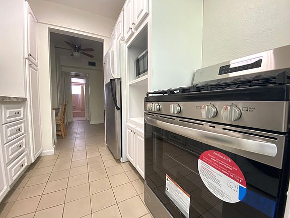 2nd image of 932 Euclid Ave #12