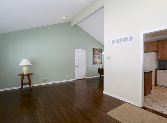 4th image of 9314 Hardy St