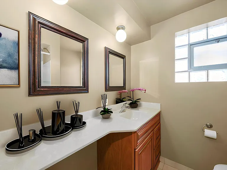 6023 S Parkside Ave — Photo 3