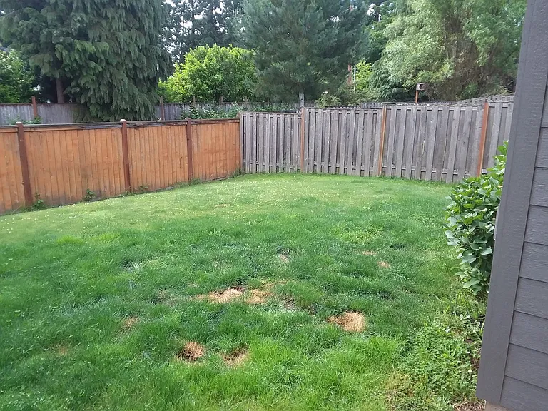 899 N Pointe Dr NW — Photo 22
