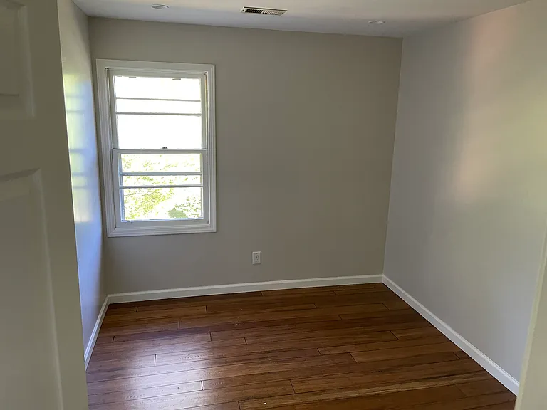 208 E Wynnbrook Dr — Photo 26