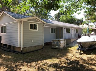 66 Swanson Rd, Clearlake Oaks, CA