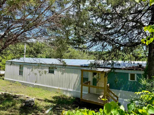 103 Prospect Ln, Norfork, AR 72658