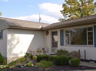 2806 Russell Dr, Hebron, KY 41048