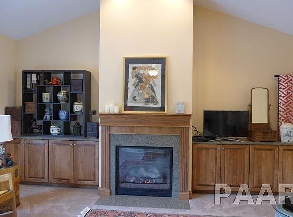5th image of 13 Briarwood Ln