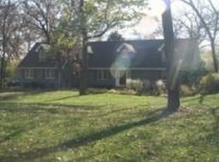 2408 Bennington Ln, McHenry, IL 60050