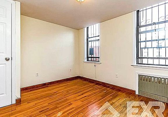 3rd image of 239 Troutman St #3S