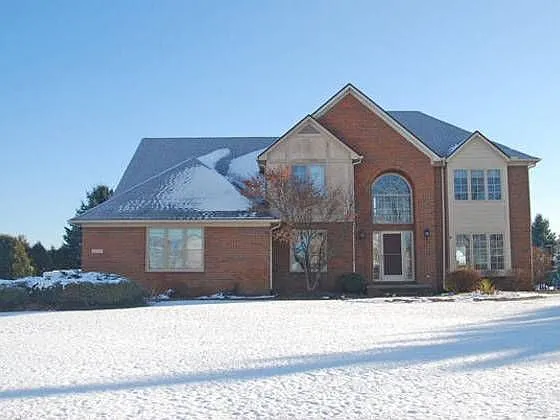 11021 Pembrooke Cir photo 1
