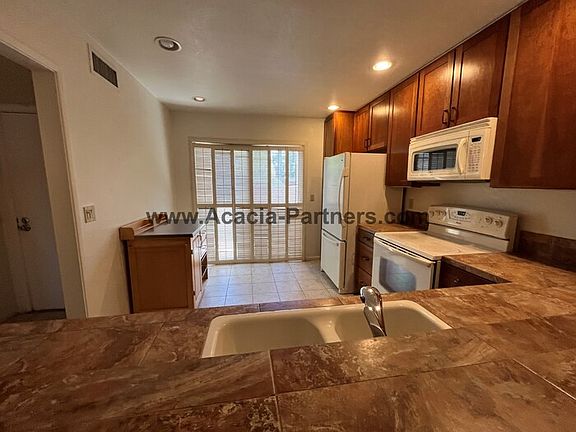 4th image of 7751 E Hawthorne St