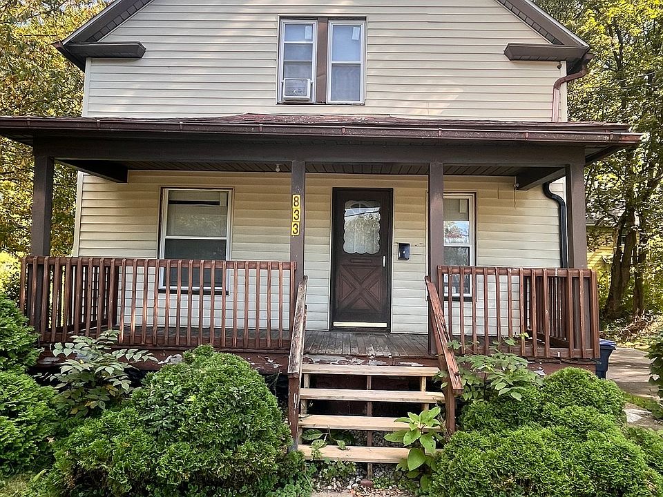 1st image of 833 Sherman St