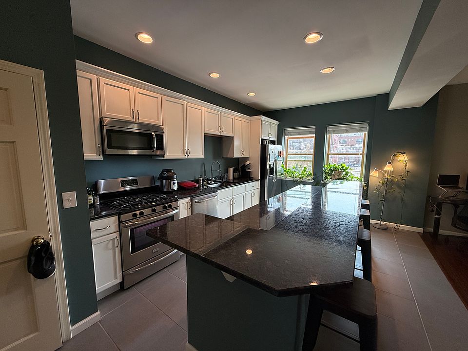 1st image of 2515 Jay Ave APT 204