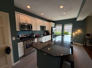 2515 Jay Ave APT 204, Cleveland, OH 44113