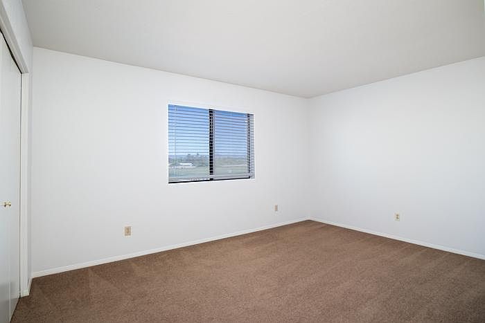 1st image of 120 E 14th St APT 2