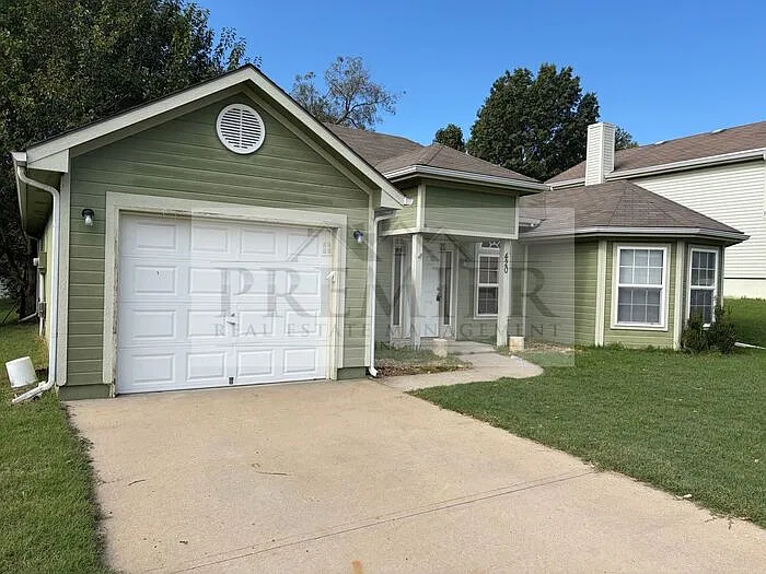 420 N Savage Ct