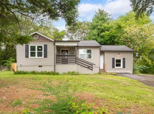 3 Reece St, Rossville, GA 30741