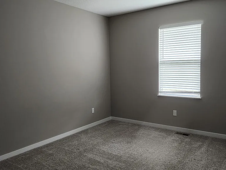 1723 N Newberry Ct — Photo 5