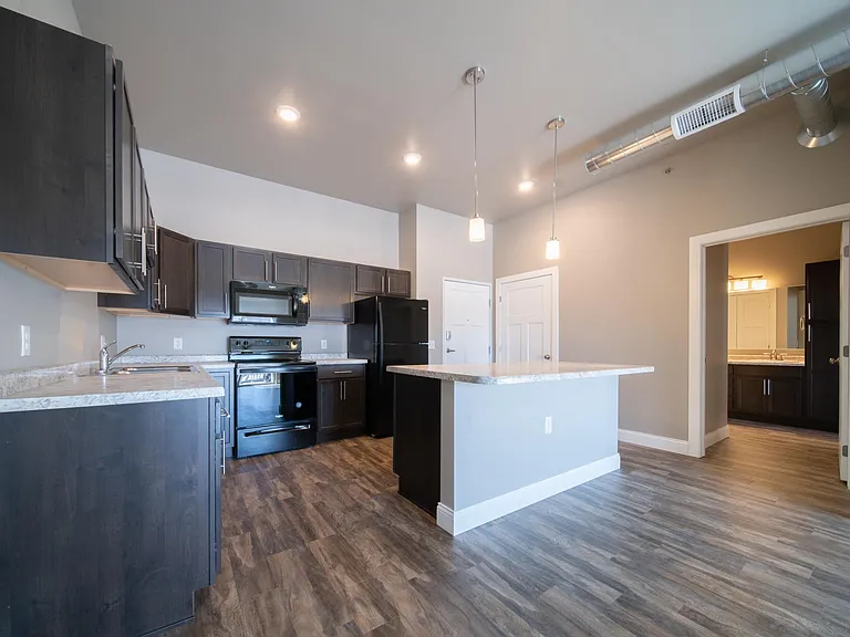 The Aspire: Kitchen