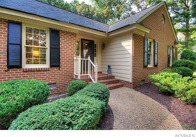 1st image of 204 Running Cedar Ln