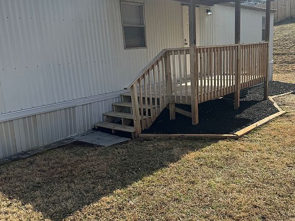 2nd image of 40 Tylers Cookie Ln