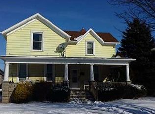 922 Court St, Fremont, OH 43420