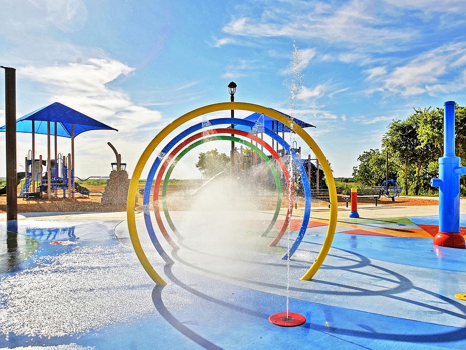 The community splash pad.