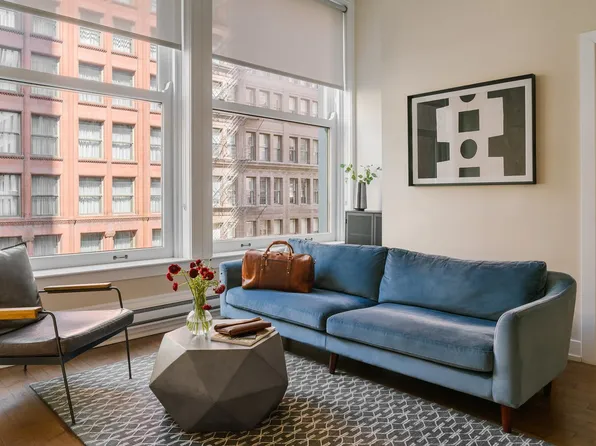 17 S Wabash Ave, Chicago, IL