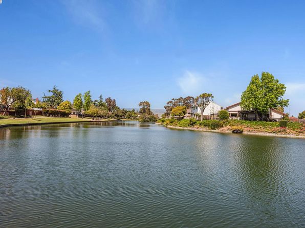 35494 Blackburn Dr, Newark, CA 94560
