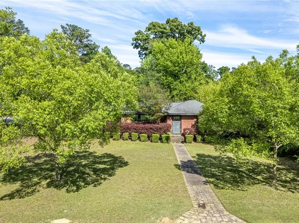 303 Brookwood Dr, Auburn, AL 36830