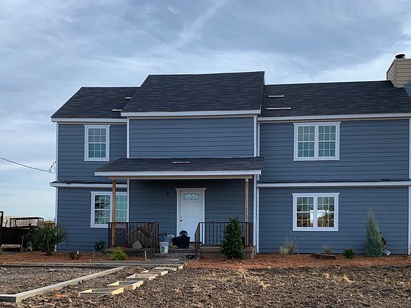 2nd image of 490 Green Cir