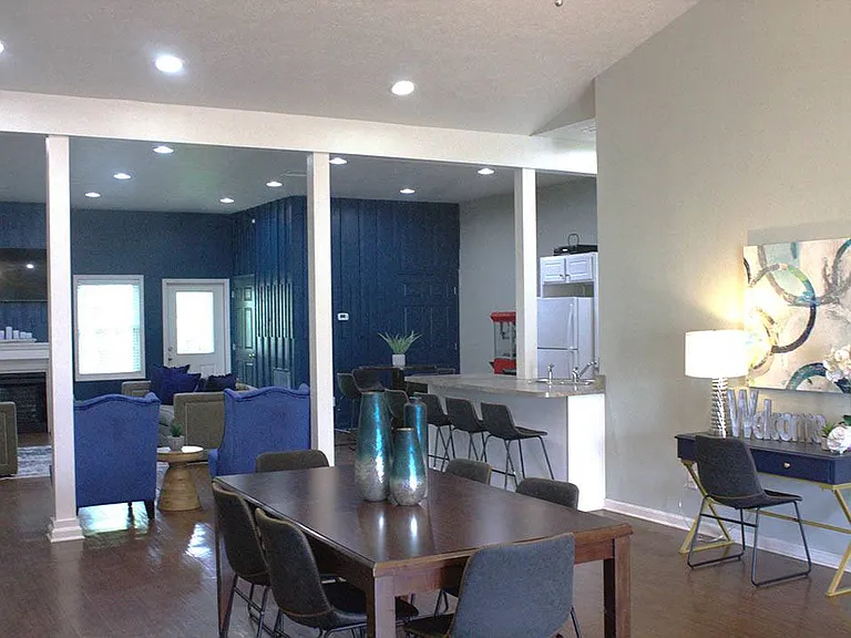 The Brickyard Apartments — Photo 17