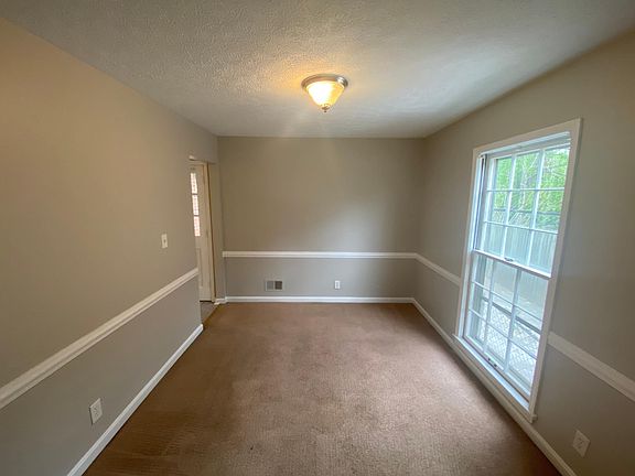 5th image of 6711 Six Mile Ln